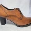 Zapato señora abotinado cordones tacón medio BAERCHI