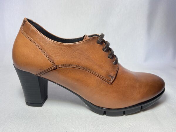 Zapato señora abotinado cordones tacón medio BAERCHI